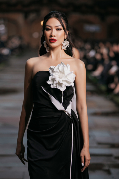 fashion-show 0397SIXDO SYDNEY foto KIENGCAN_.jpg